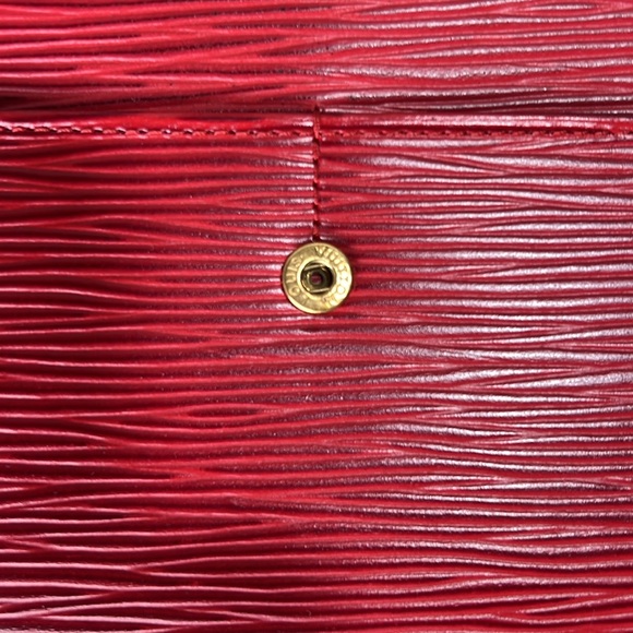 Louis Vuitton Epi Red Long Wallet ✅COA Included - Picture 8 of 16